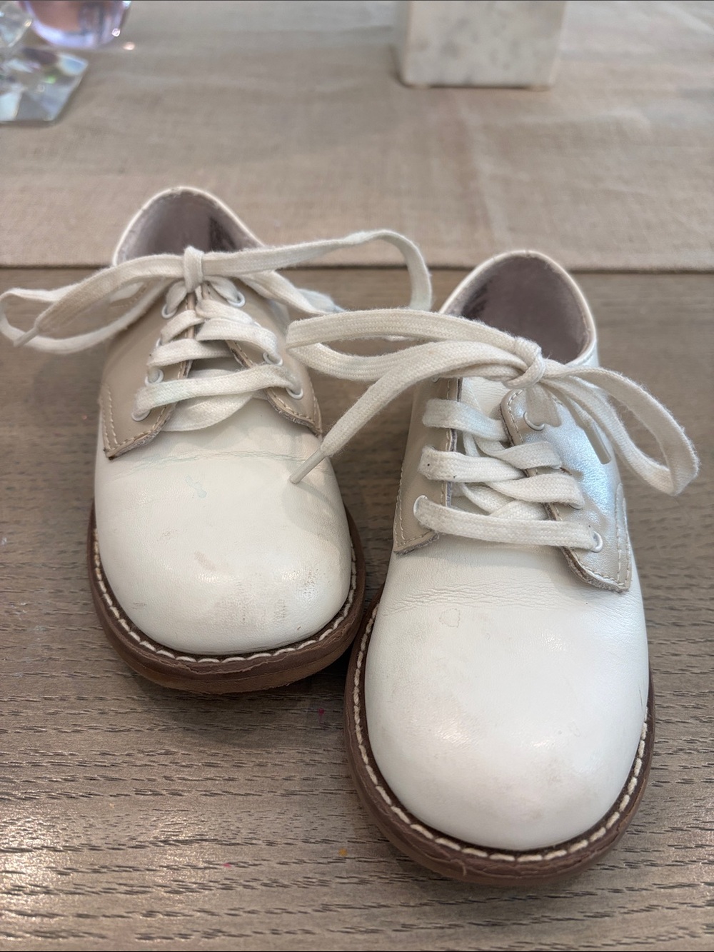FootMates White Kids Lace-Up Dress Shoes with Brown Sole